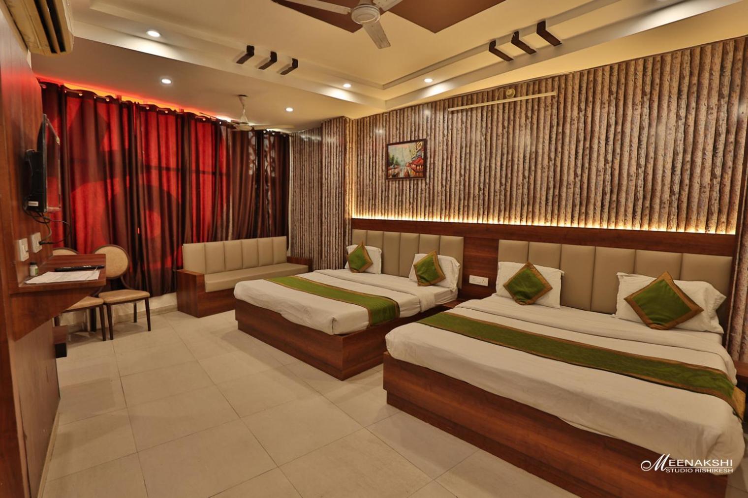 Hotel Haridev Roorkee Екстериор снимка